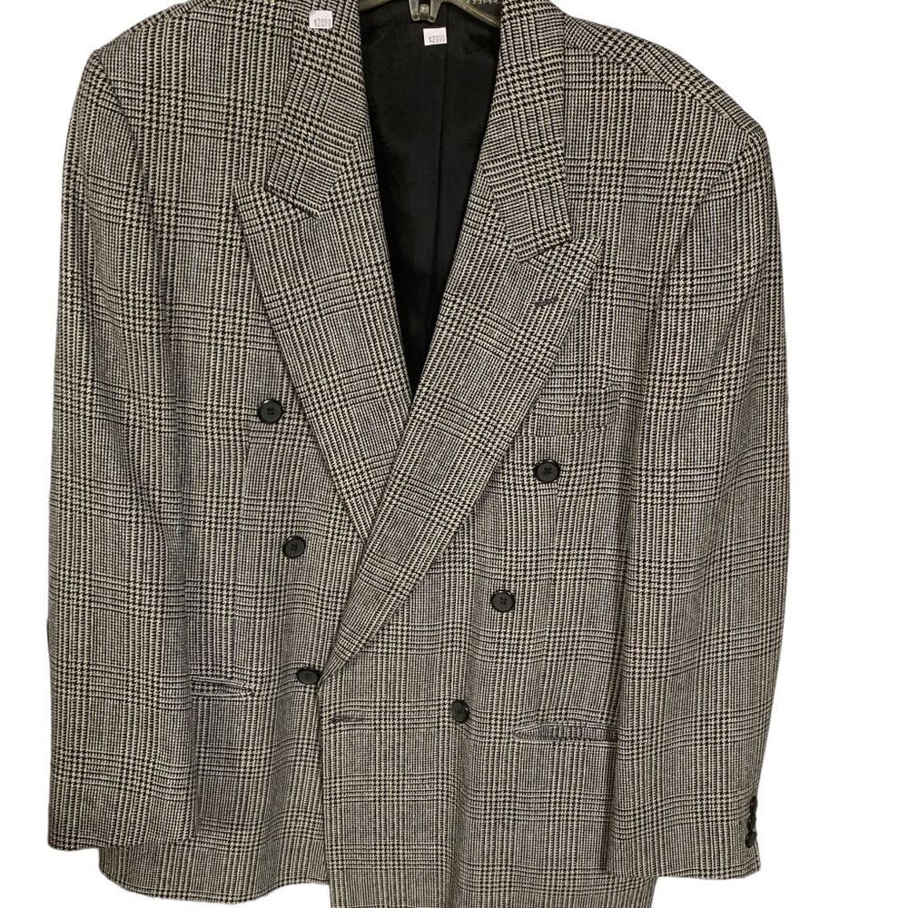 Men's Grey and White Pattern Dress Coat